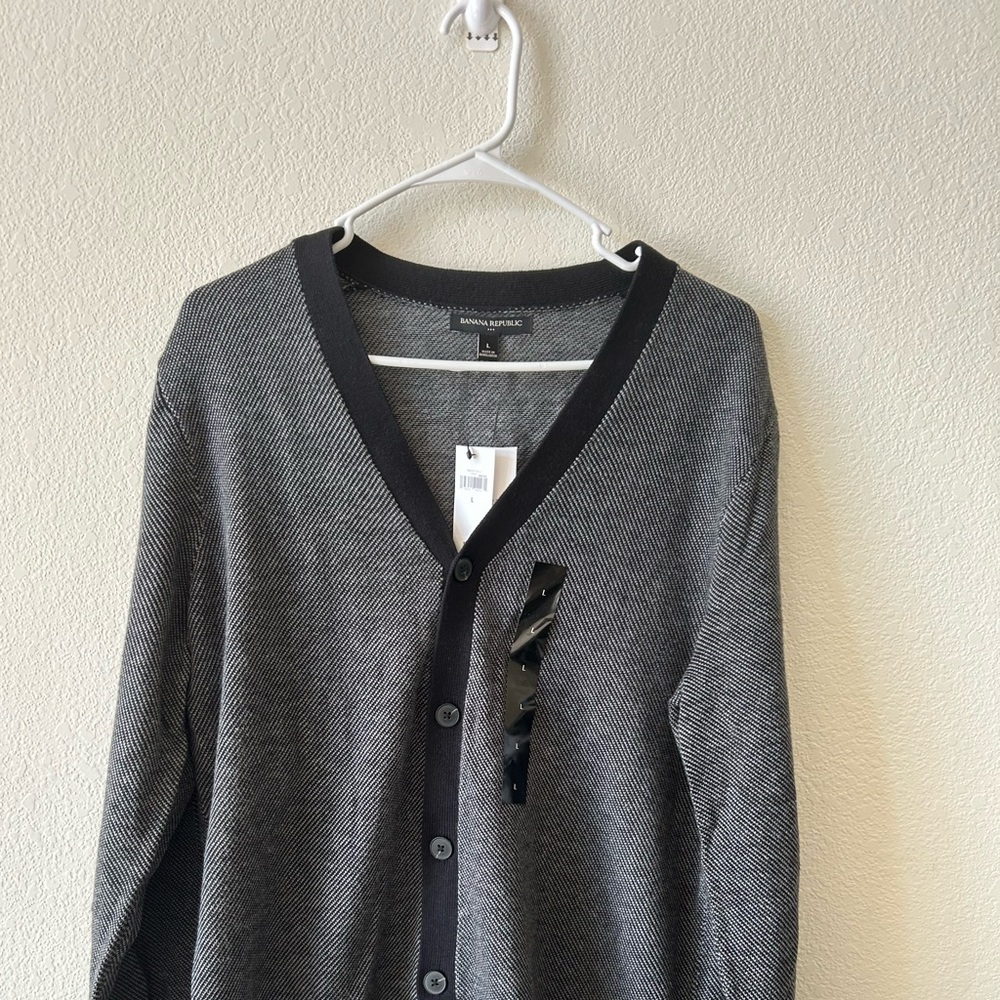 NWT Mens Banana Republic Cardigan Sweater L Blue